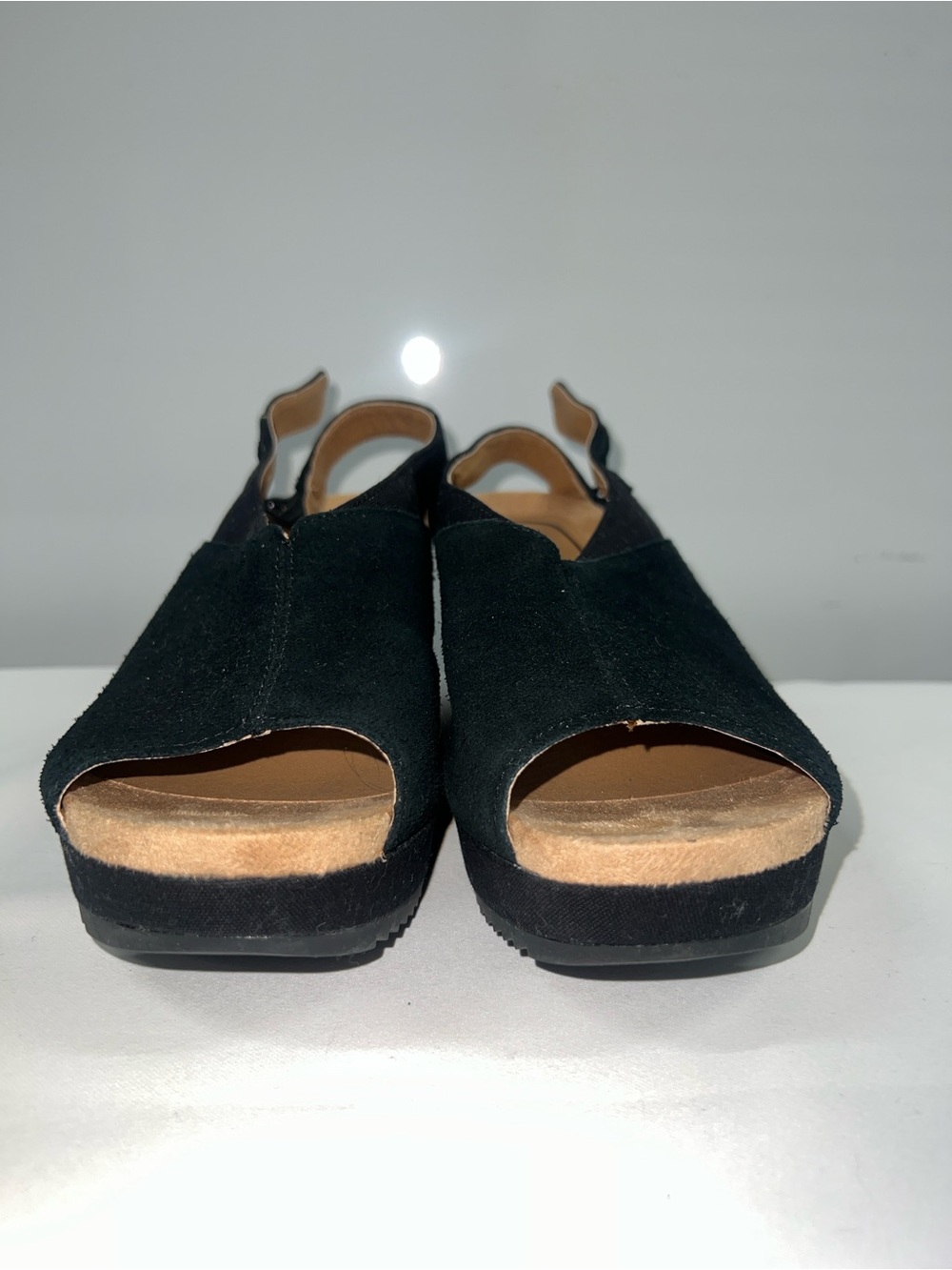 ✨ SALE Vionic Trixie suede wedge platform sandal - Picture 6 of 7